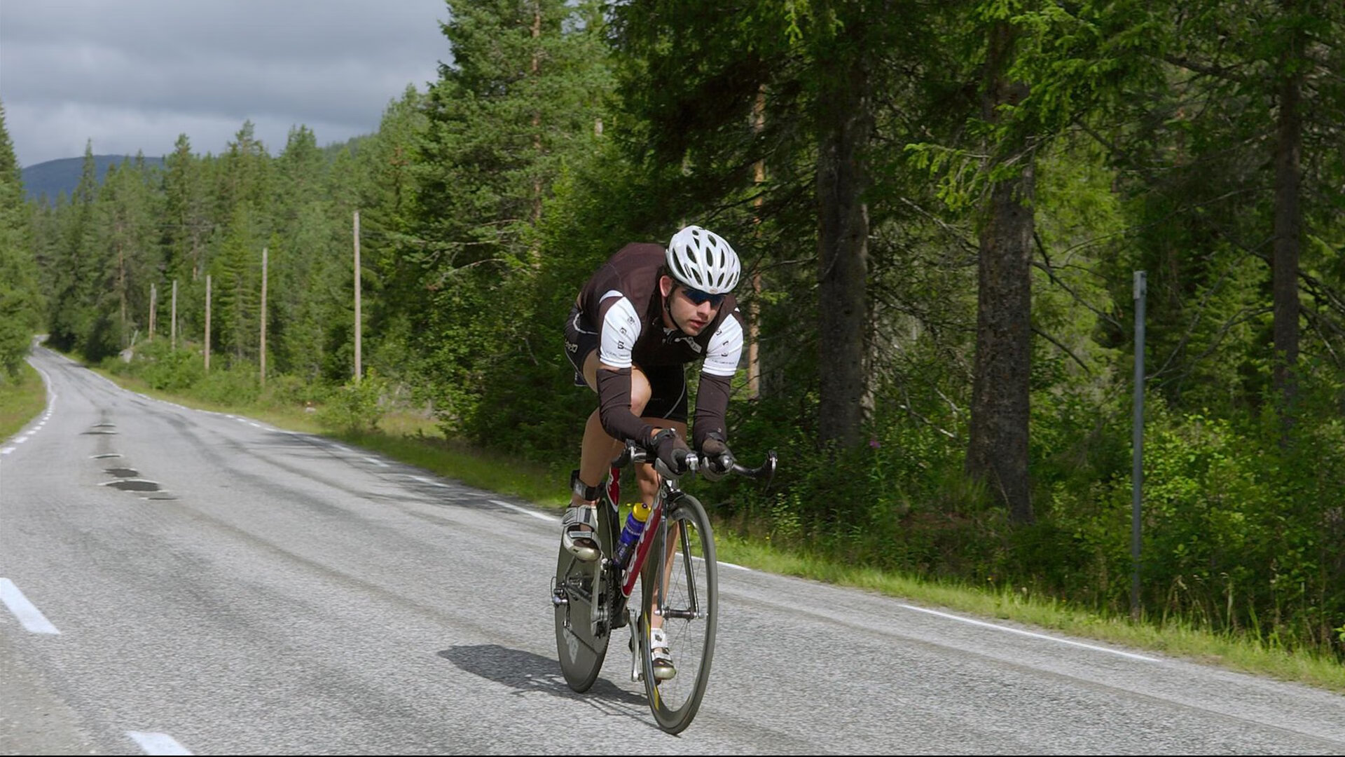 费德勒赛事官方发布高光表现新规，利物浦争议不断！